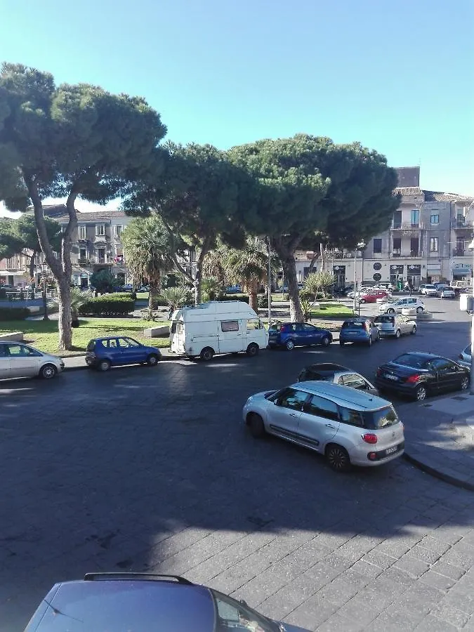 3Acasavacanza Aeroporto di Catania Fontana Rossa 0*,  Italia